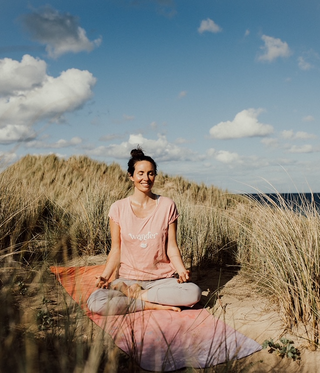Skin Health with Face Yoga Teacher; Lydia Sasse
